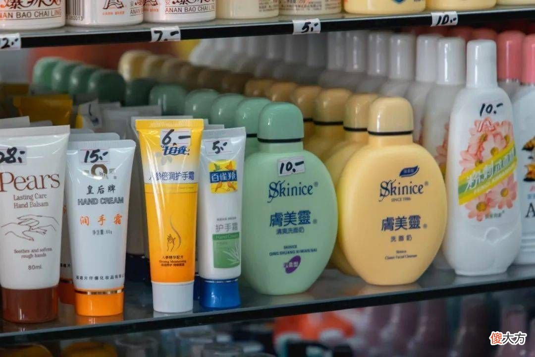 【就爱时尚】“丑但好用”成为流量密码，这5个老国货护肤品，包装丑但效果好