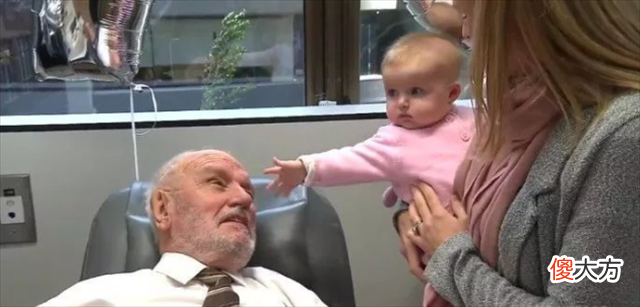 他的血液有何神奇之处？一生献血60年共1173次，拯救了240万婴儿