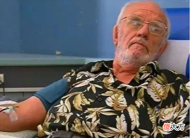 他的血液有何神奇之处？一生献血60年共1173次，拯救了240万婴儿