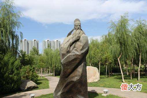 【历史故事】中亚农民挖出一石碑，揭李白出生之谜：没想到唐朝竟强到如此地步