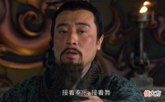【历史故事】刘备起兵前只能卖草鞋？真实的刘备没那么惨，堪称涿郡扛把子