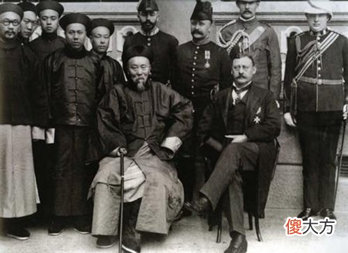 【历史故事】日本刺客射伤李鸿章，为清朝减少1亿两白银赔款，日本是如何处置他的