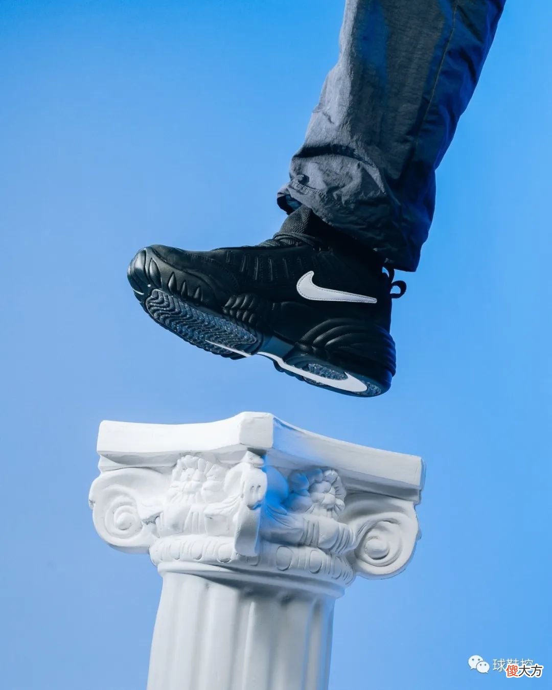【就爱时尚】椰子配色你来调，传 YEEZY 或将开启 ID 定制服务？＆又一双新 YEEZY 曝光！
