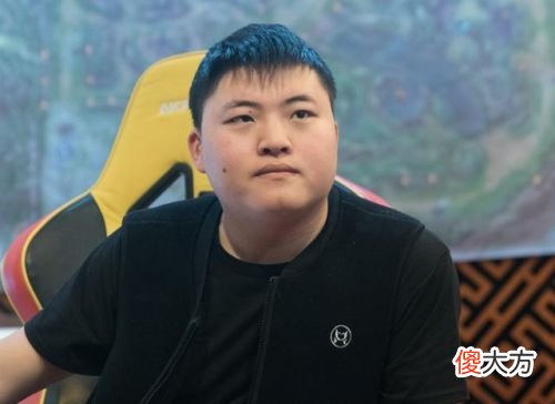 【游戏世界】RNG老板：IG花一个亿，Uzi也不愿打比赛！Uzi怕打不好