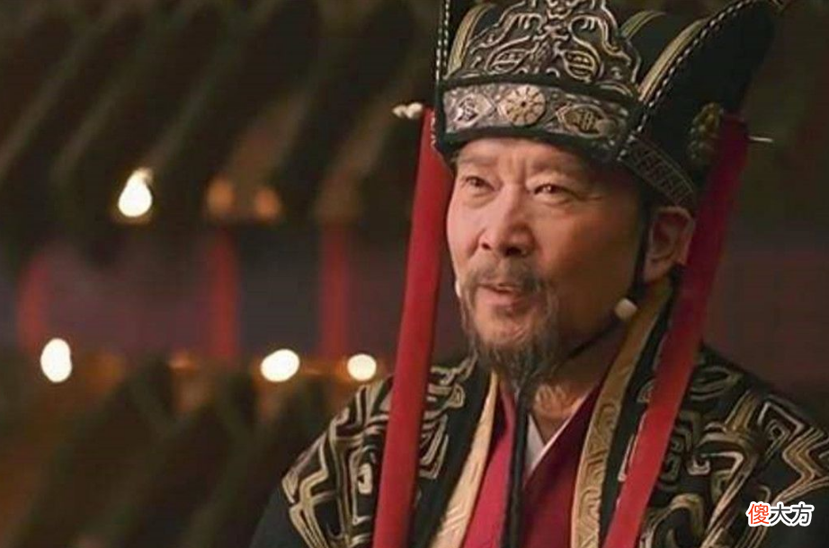 【历史故事】刘备临终前，为啥将兵权交给了此人，而没有给诸葛亮？