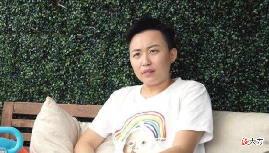 叶海洋花50万买精生女，一个人当爹又当妈，为何又准备要二胎？