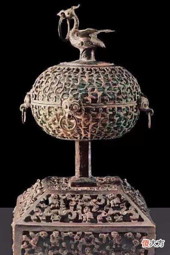 【历史故事】1995年,男孩捡“铁疙瘩”,家人认为不吉利,怎料竟是古代香炉