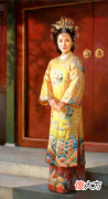 【爱历史】贾元春半夜省亲扑朔迷离，其实是做了一场梦，根本就没有出皇宫