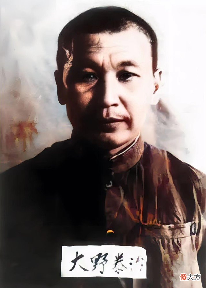 【历史故事】老照片：第一次世界大战期间当兵的希特勒，德军集中营内的女看守