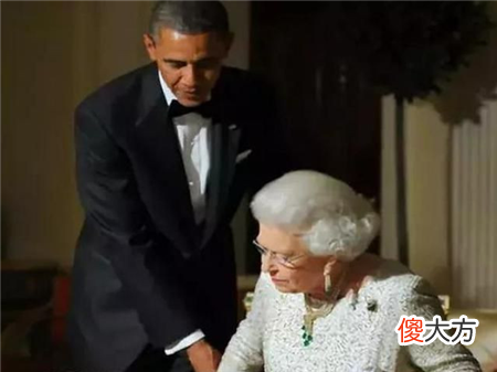 英国女王4大“奇葩”习惯：第3项让很多人摸不着头脑！