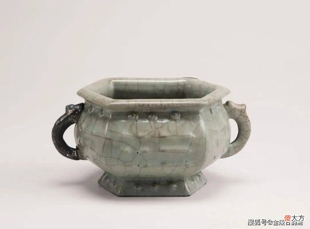 【历史故事】南宋官窑青瓷簋鉴赏