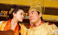 【爱历史】30岁朱厚照，最后死在豹房中，豹房到底是什么？