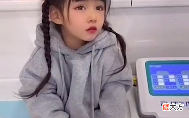 4岁女孩面若天使，却先天不足，只因父母的基因不合，婚检很重要