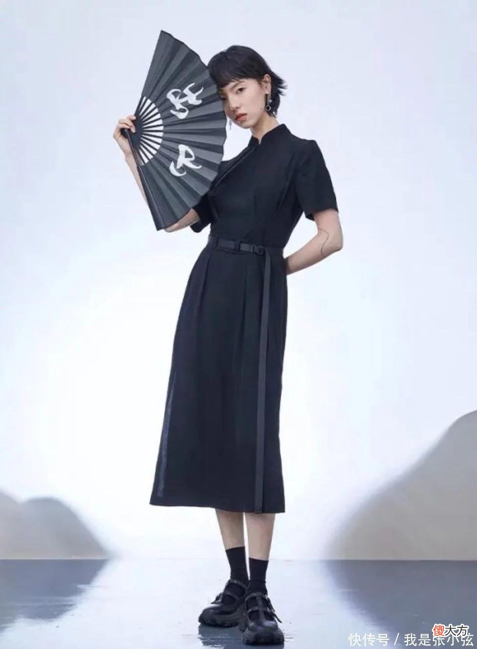 【时尚一点】你以为穿身旗袍就是中国风，太落伍了！玩转“新中式风”才够时髦