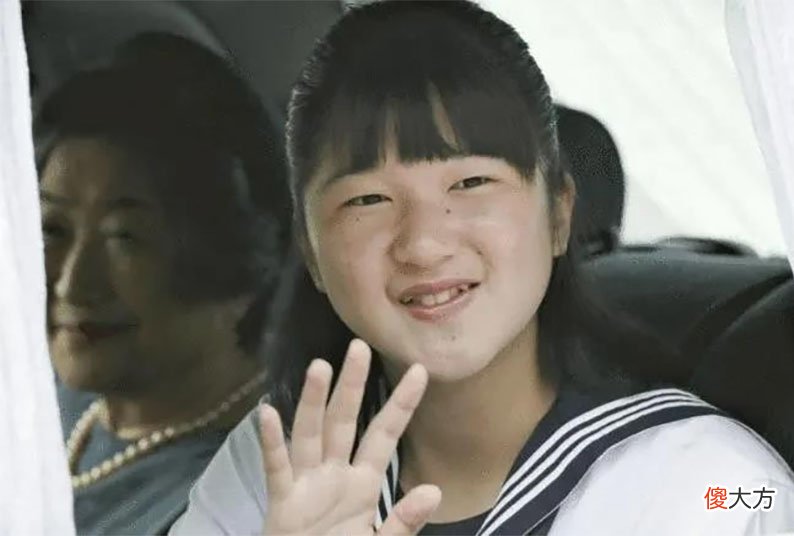 【历史故事】日本良子皇后的基因真强大，遗传小眼睛给重孙女，连雅子都没办法