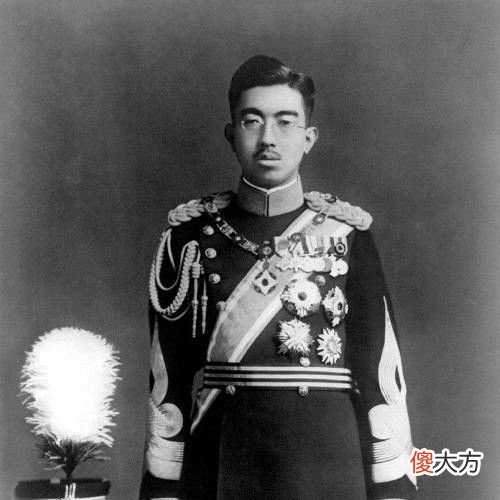 【历史故事】日本良子皇后的基因真强大,遗传小眼睛给重孙女,连雅子都没办法
