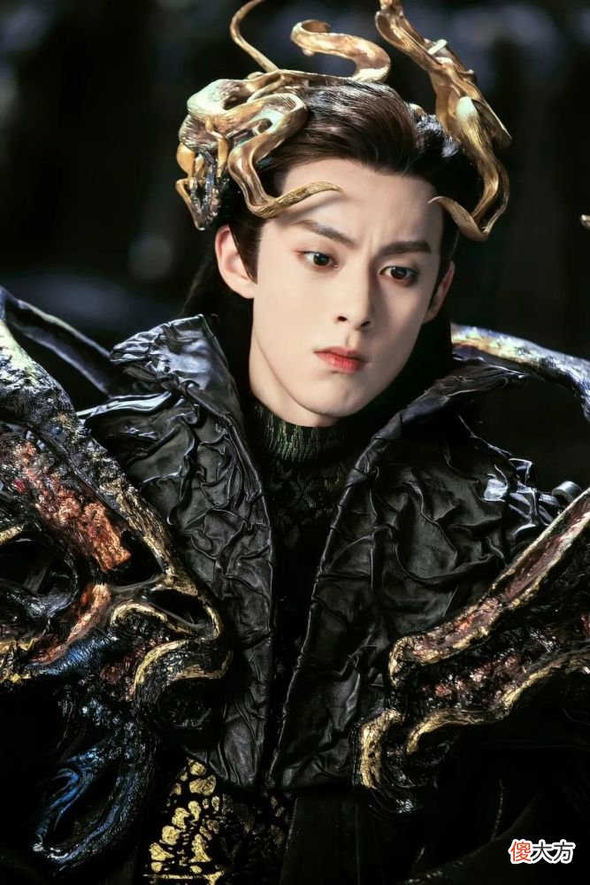 【就爱时尚】从古装丑男TOP3到古装美男TOP3,王鹤棣经历了什么?