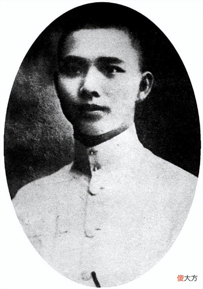 【爱历史】汪精卫死后墓地用5吨碎钢,下葬时有多气派,挖出来时就有多狼狈