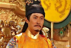 【爱历史】建文帝如果不自焚不逃走，就在皇宫坐着，朱棣敢动他吗？