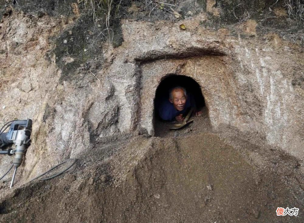 【历史故事】冬季地窖温度较高，古代穷人为什么不挖地窖避寒，而在户外被冻死？