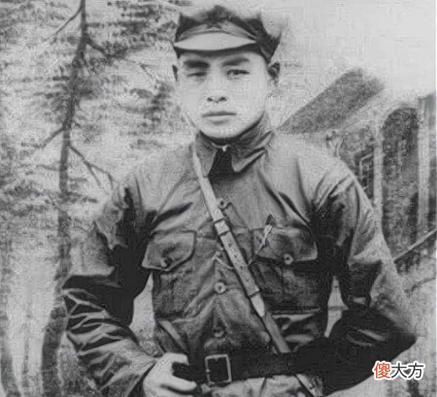 【历史故事】两名女八路军向首长敬礼，喊了句“王副团长好”，被首长当场击毙