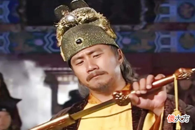 【历史故事】大臣请假6天，朱元璋爽快批准，第7天回朝报道，朱元璋：斩