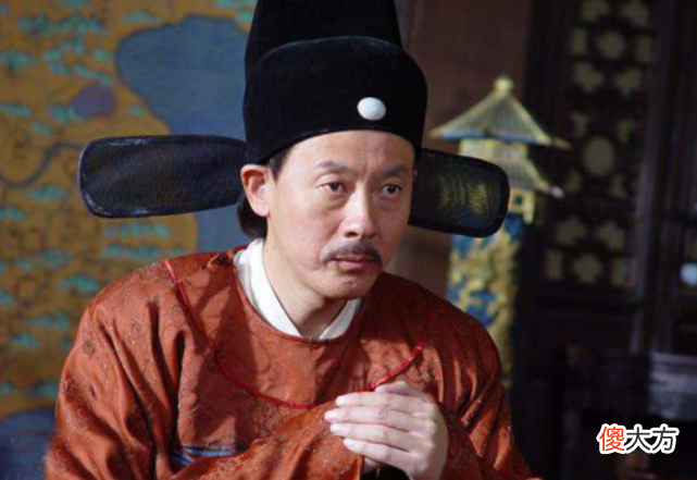 【历史故事】大臣请假6天，朱元璋爽快批准，第7天回朝报道，朱元璋：斩