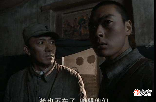 【爱历史】《亮剑》中，李云龙查岗发现朱子明的床铺凉了，为何就紧急集合？