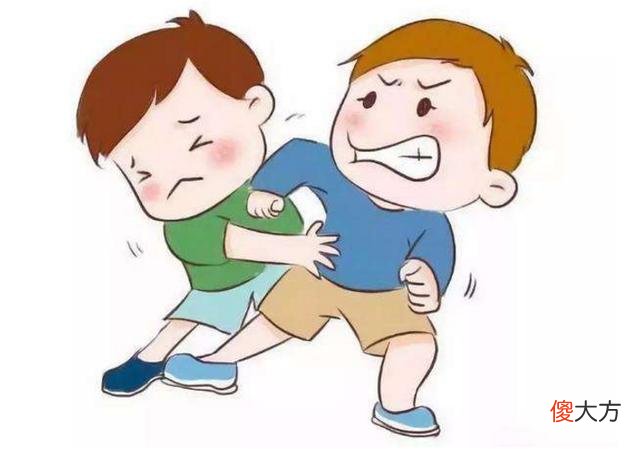 孩子上幼儿园前，要培养他“不好惹”的能力，不做“软柿子”