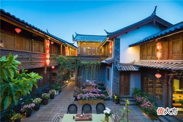 【历史故事】皇帝死后，妃子被赶走，回乡路上嫁给乞丐，20年后乞丐又成皇帝
