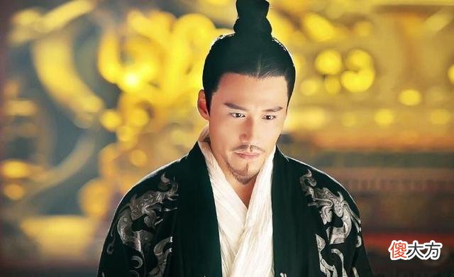 【历史故事】皇帝死后,妃子被赶走,回乡路上嫁给乞丐,20年后乞丐又成皇帝