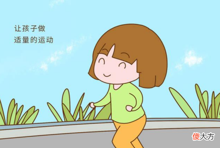宝宝有这2种“烦人”的小动作，是大脑发育的信号，家长不要制止