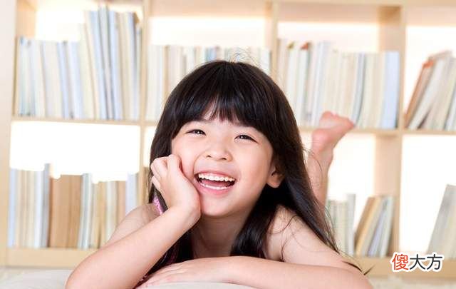 情商高的孩子人缘好、受欢迎，抓住3岁敏感期，三方面提升社交力