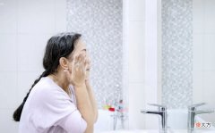 【时尚一点】防晒到底要不要卸，真人实测8小时终于找到了的答案