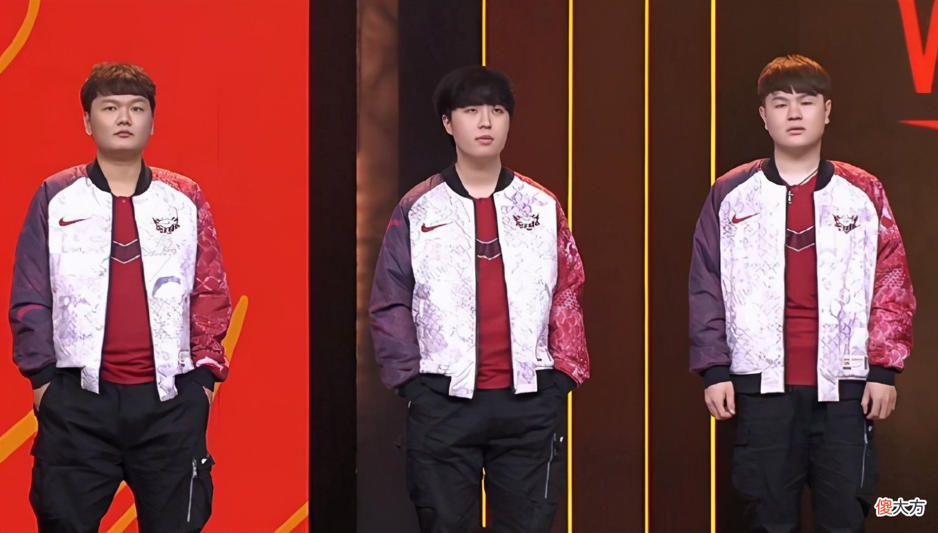 【游戏世界】LPL历届出征服大赏：S8是设计师审美巅峰，今年的最让人失望！