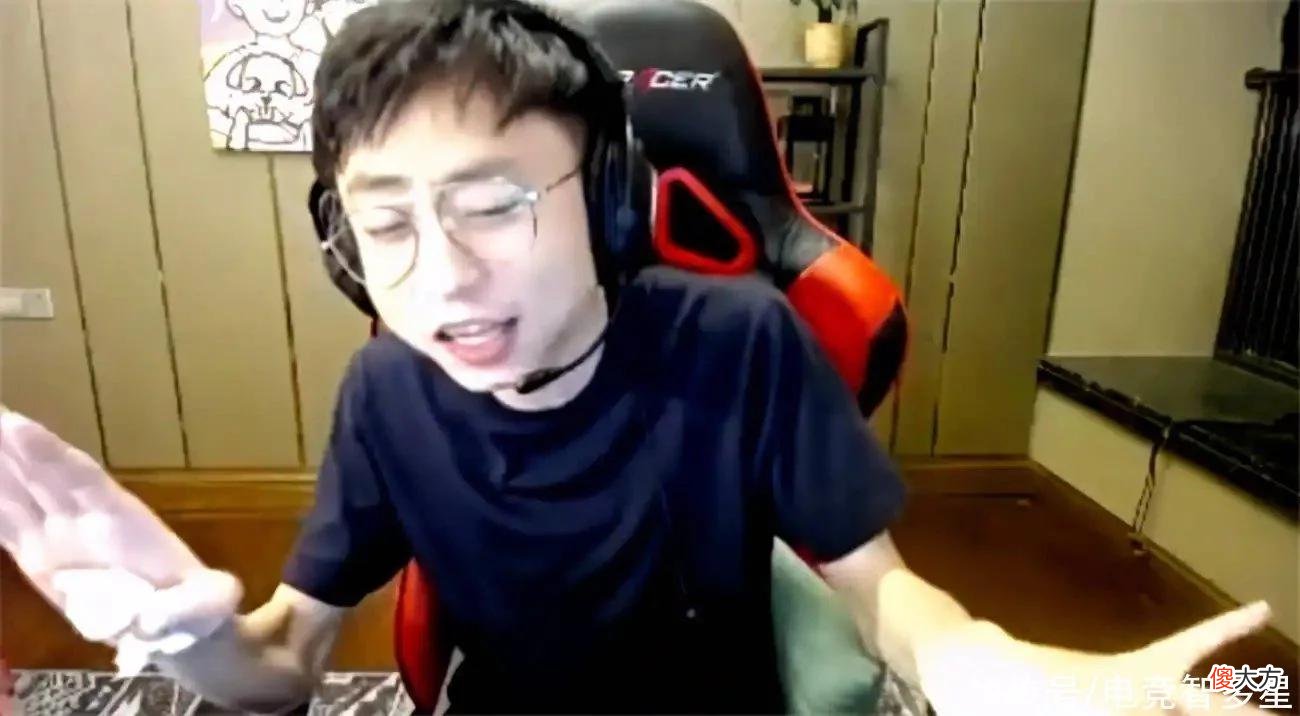 【游戏世界】姿态最佳阵容投票太离谱？一阵中单是rookie，小天竟屈居三阵
