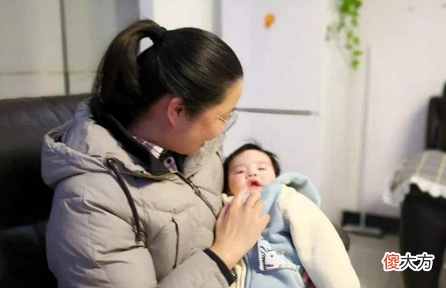 孩子从“妈妈”到改叫“妈”，一字之差，却蕴含孩子3个内心变化