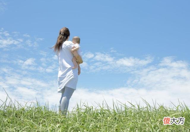 孩子从“妈妈”到改叫“妈”，一字之差，却蕴含孩子3个内心变化