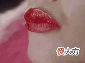 【时尚一点】为什么女生不化妆也要涂口红？
