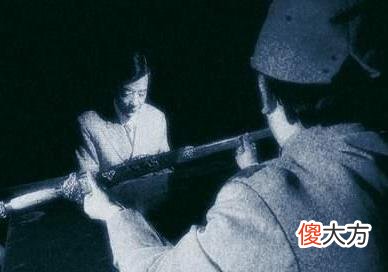 【历史故事】乾隆的九龙宝剑是从哪里来的？这把宝剑被盗出后，真有那么邪乎？