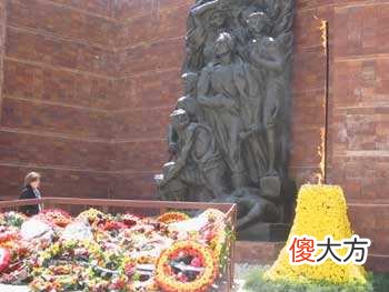 【爱历史】犹太人铭记大屠杀的教育方式，是不会培养出宋庚一之类民族背叛者
