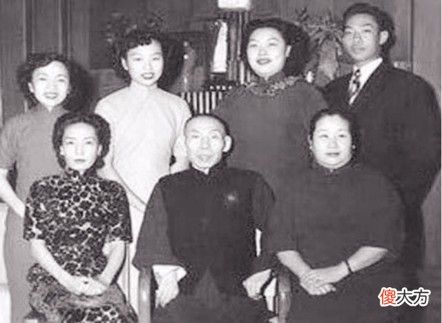 【历史故事】杜月笙儿子回北京，想要回孟小冬的四合院，结果每家和他要几百万