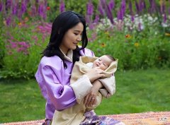 【爱历史】92岁不丹太王太后：曾被小妾欺负被打进冷宫，现抱重孙子笑到最后