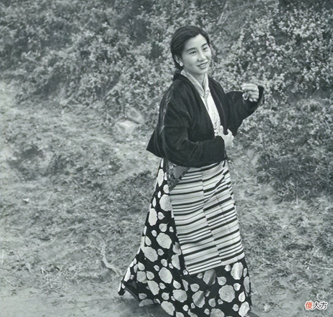 【爱历史】92岁不丹太王太后：曾被小妾欺负被打进冷宫，现抱重孙子笑到最后