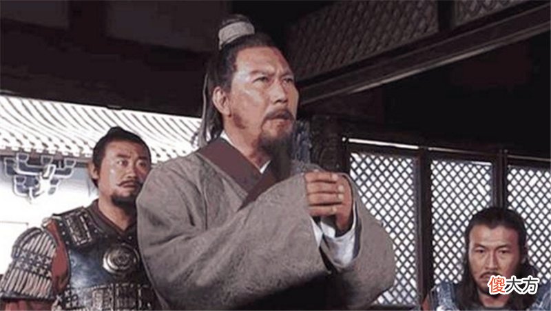 【历史故事】李?善长?被处死前拿出免死金牌，朱元璋笑道：你看看金牌后面写的啥