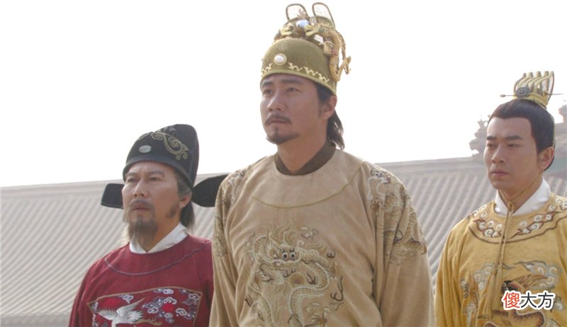 【历史故事】李?善长?被处死前拿出免死金牌，朱元璋笑道：你看看金牌后面写的啥