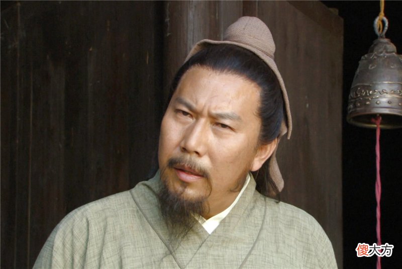 【历史故事】李?善长?被处死前拿出免死金牌，朱元璋笑道：你看看金牌后面写的啥