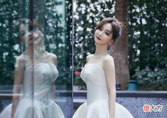 【游戏世界】继酥酥后又一LOL元老主播宣布停播！Miss：江湖再见