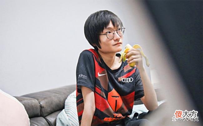 【游戏迷】LOL：解说泽元、记得预测常规赛最佳阵容，Tian包揽最佳打野及MVP