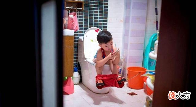 1岁宝宝进入“肛欲期”，处理不当有后患，新手爸妈需要了解